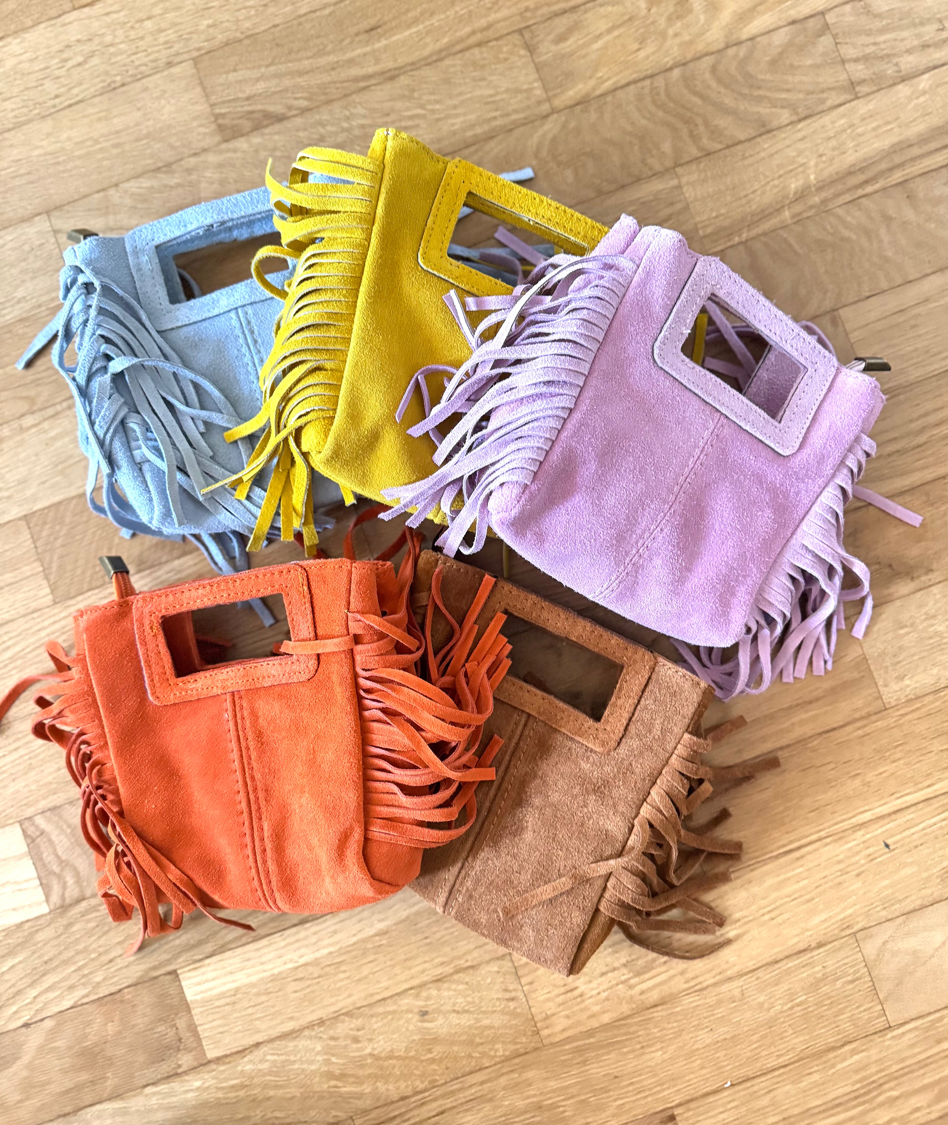 DELIA MINI